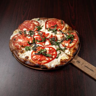 Large Caprese Pizza